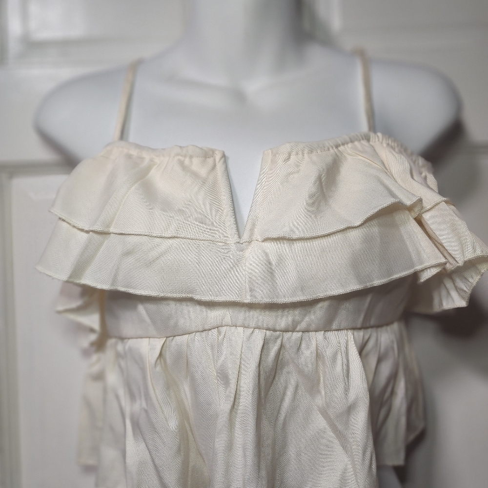 Womenโs Cami Top Beige Medium